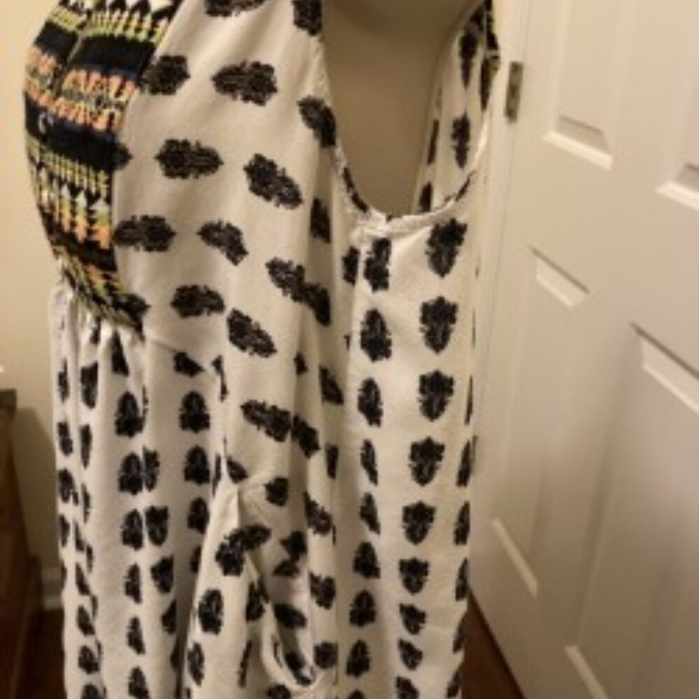 Bundle of 2!! Umgee babydoll Mini Dresses (both size small) - Picture 9 of 9